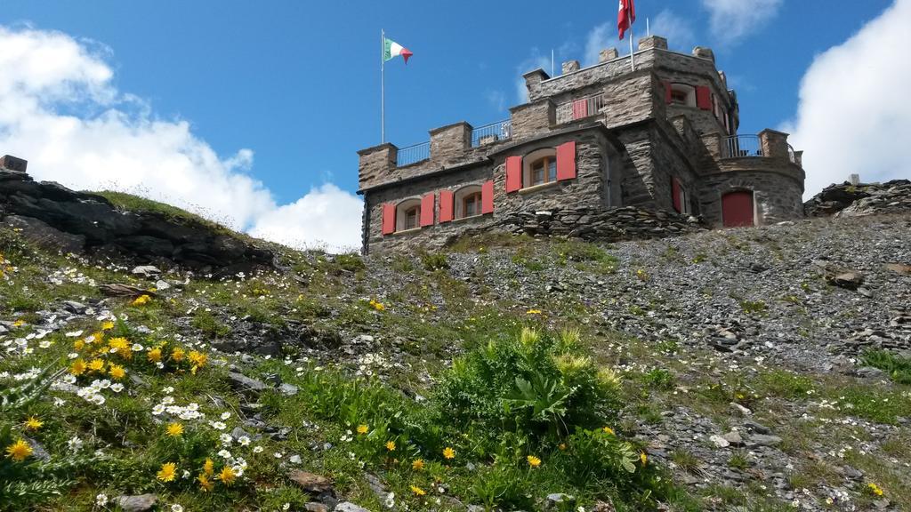 Hotel Rifugio Garibaldi Gebirgspass Stilfser Joch Exterior foto