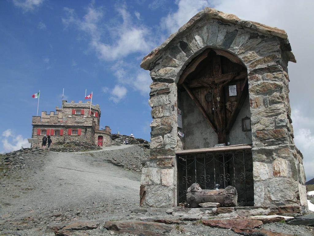 Hotel Rifugio Garibaldi Gebirgspass Stilfser Joch Exterior foto