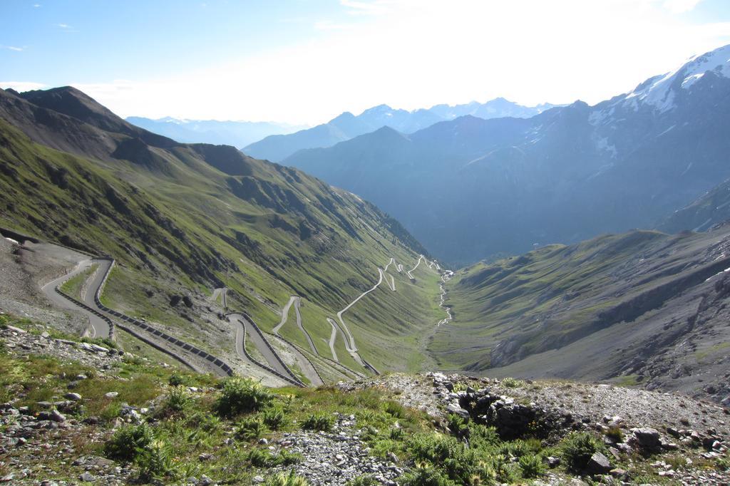 Hotel Rifugio Garibaldi Gebirgspass Stilfser Joch Exterior foto