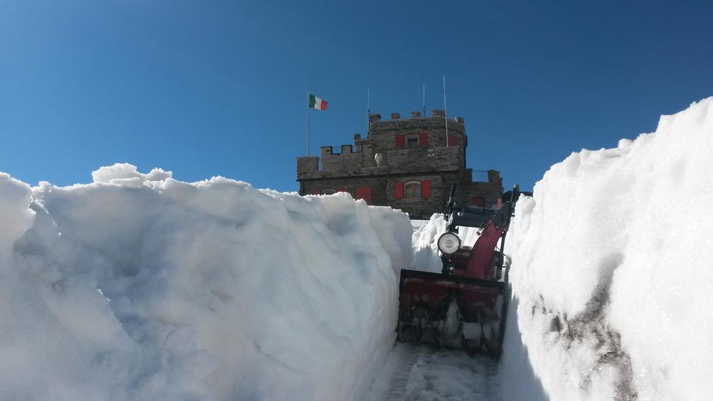 Hotel Rifugio Garibaldi Gebirgspass Stilfser Joch Exterior foto