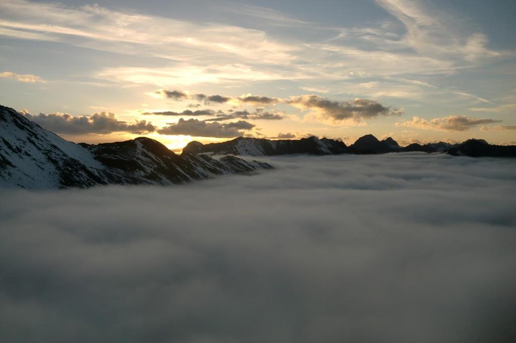 Hotel Rifugio Garibaldi Gebirgspass Stilfser Joch Exterior foto