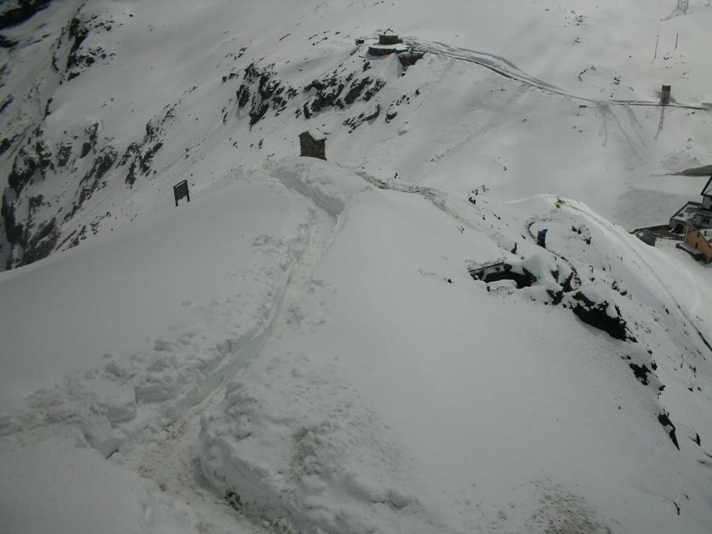 Hotel Rifugio Garibaldi Gebirgspass Stilfser Joch Exterior foto